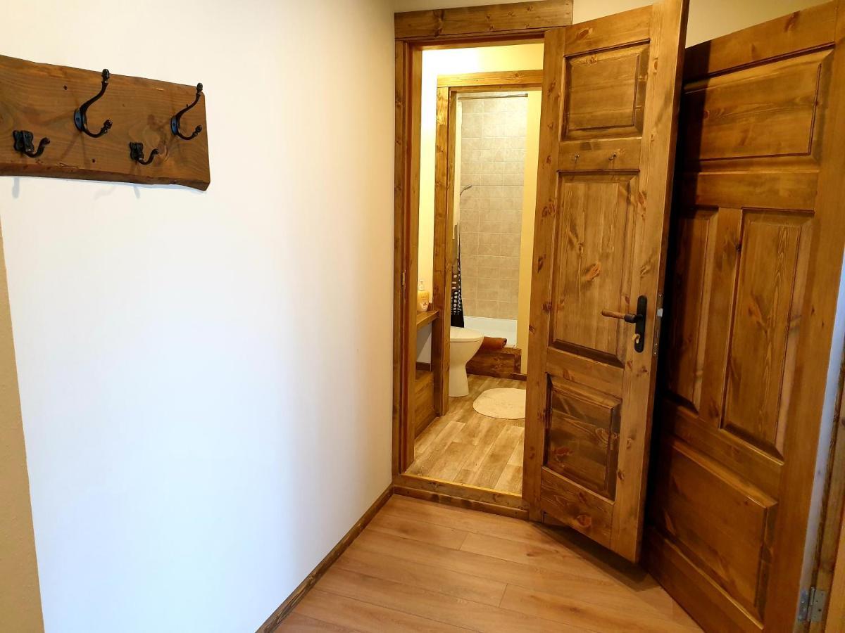 Guest House And Camping Jūrkalne מראה חיצוני תמונה