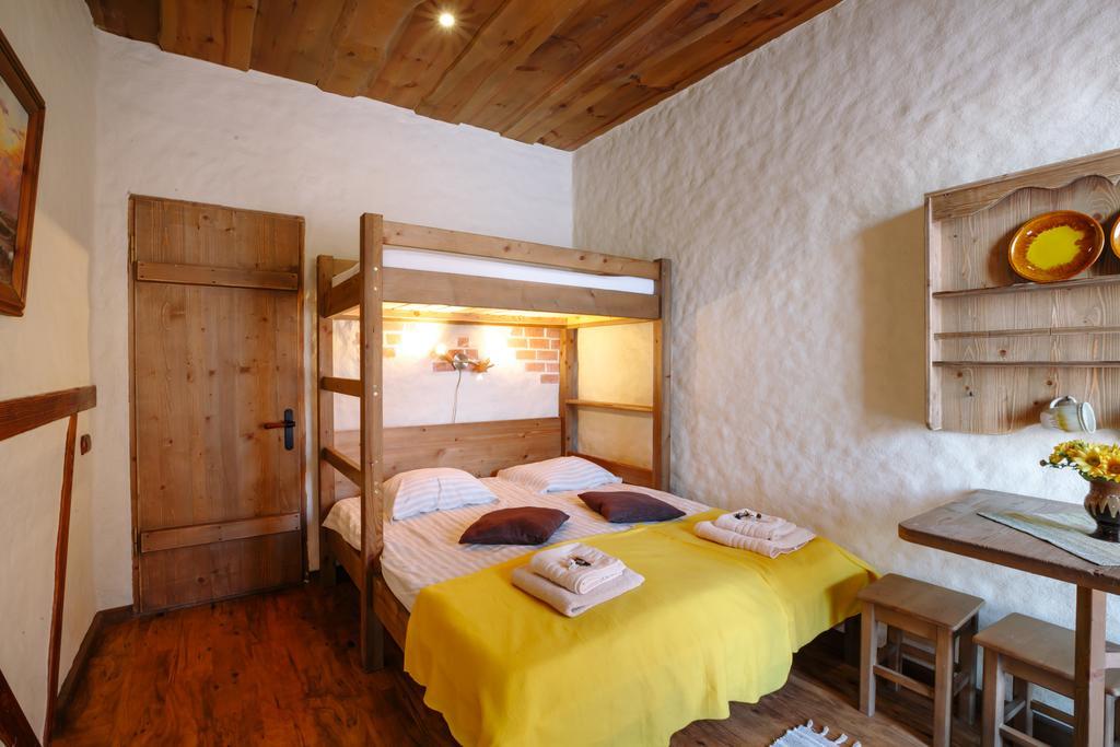 Guest House And Camping Jūrkalne מראה חיצוני תמונה