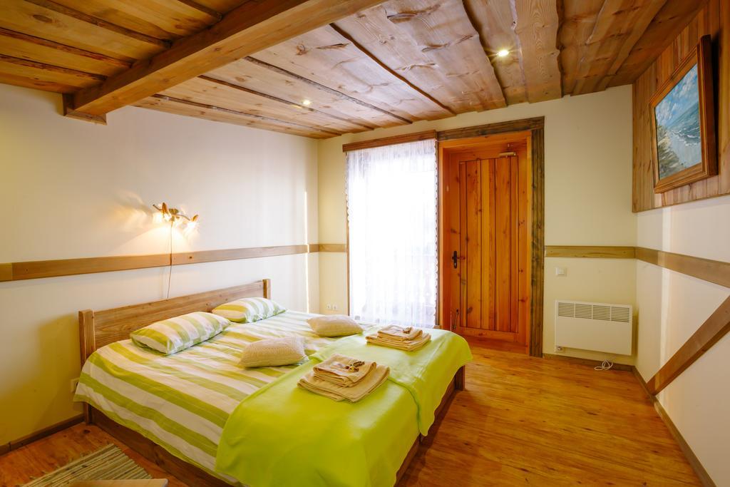 Guest House And Camping Jūrkalne מראה חיצוני תמונה